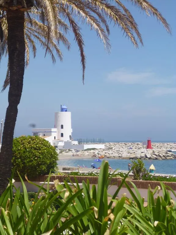 شقة 2105-Apt 2 Bedrooms, On The Beach, Port View, Pool مانيلفا إسبانيا